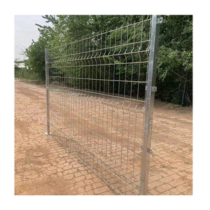 Malla de Alambre de Hierro para Cercas de Calibre 16 y 10, 2x2, 4x4, 6x6, Recubierta de PVC Verde, Galvanizada, Soldada, en Rollo - Product Image 6