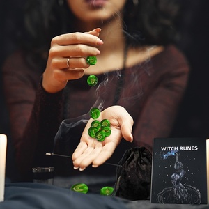 อักษรแก้วแม่มดรูนเคลือบ13ชิ้นใหม่สไตล์ฮวงจุ้ยแกะสลักสัญลักษณ์ทางศาสนาตัวอักษรหินสำหรับทำสมาธิแบบอักษร - Product Image 3