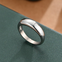 Bague simple en acier inoxydable plaqué or 6 mm, version coréenne, style Joker, pour mariage et fiançailles, vente en gros