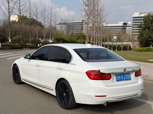 <span class=keywords><strong>BMW</strong></span> <span class=keywords><strong>Serie</strong></span> 3 2013 320Li Paquete de Diseño de Lujo, Asientos de Cuero, Faros LED, Techo Corredizo, Pantalla Táctil, Volante a la Izquierda, Interior Oscuro - Product Image 6