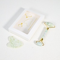 Rouleau de jade anti-âge et ensemble Gua Sha, masseur facial pour les yeux, le cou et le drainage lymphatique avec boîte cadeau magnétique de qualité supérieure Guasha