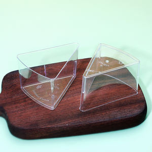 Contenedor de postre de plástico PS transparente de alta calidad, taza de pastel de <span class=keywords><strong>Mousse</strong></span> transparente de 145ml, Mini taza de postre triangular personalizada para fiesta - Product Image 2