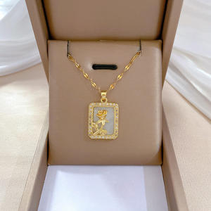 Collar con Colgante de Cruz y Corazón de <span class=keywords><strong>Acero</strong></span> Inoxidable de Lujo con Zirconia y Oro de 18k para Mujer, Joyería de Serpiente con Ojos de Zirconia Cúbica, Regalo al por Mayor - Product Image 3