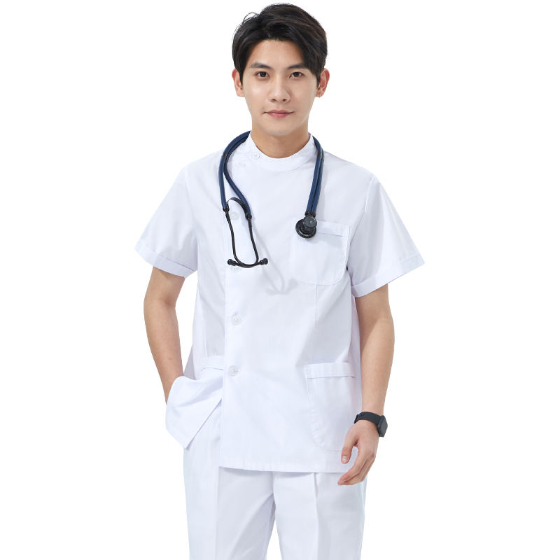 เสื้อยืดแขนสั้นสีขาวสำหรับผู้ชาย