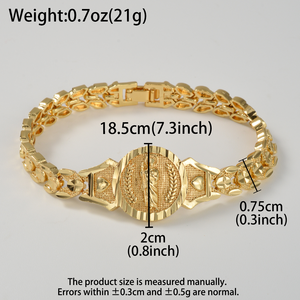 Pulseras de lujo personalizadas con textura gruesa, con medallón redondo de la Virgen María, borde de espiga, impermeables y chapadas. - Product Image 6