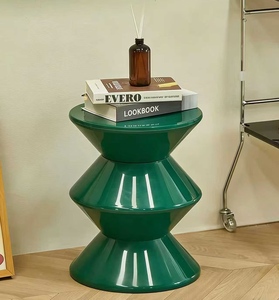 Taburete Bajo de Diseño Lazy Space para el Hogar, Sala de Estar, para Cambiar Zapatos, Taburete Nórdico Creativo de Plástico con Forma de Reloj de Arena - Product Image 4