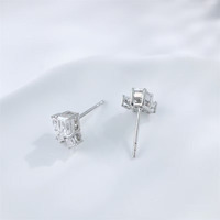Boucles d'oreilles pendantes en or blanc 18 carats avec diamants de laboratoire, clous d'oreilles et manchettes d'oreille en forme de cœur pour femme, boucles d'oreilles pendantes tendance avec diamants de laboratoire