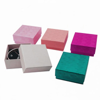 Boîte en papier de haute dureté avec logo personnalisé, insigne de broche, boîte à bijoux, accessoires, emballage multi-usage pour plusieurs petites marchandises