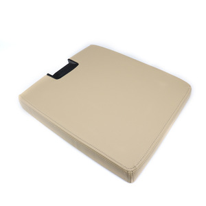 Tapa de la Caja del Reposabrazos Chevrolet, Beige, Abatible, con Cierre, Almacenamiento Central, 2007-2013 - Product Image 5