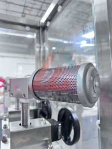 Machine de remplissage et de scellage d'aérosols BOV entièrement automatique, utilisée pour les bouteilles en aluminium/plastique - Product Image 5