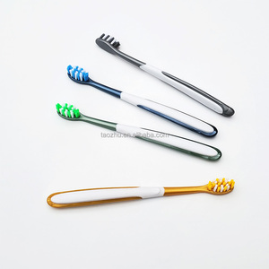 Cepillo <span class=keywords><strong>de</strong></span> dientes eléctrico moderno, cerdas <span class=keywords><strong>de</strong></span> mechones irregulares, <span class=keywords><strong>invención</strong></span> <span class=keywords><strong>de</strong></span> limpieza bucal diaria efectiva para adultos, nuevo mango <span class=keywords><strong>de</strong></span> plástico para uso doméstico - Product Image 4