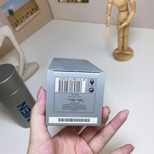 Nước hoa nam Hot Brand 212, 100ml, Eau De Parfum, dạng xịt, hương gỗ, lưu hương lâu, kèm lăn khử mùi, chai thủy tinh - Product Image 5