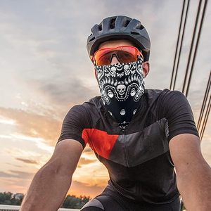 Baumwolle 21 "X 21" Quadrat Bandana Schädel-Design Head wraps Armband für Sport Running Face Cover Halloween Holiday Dekoration - Product Image 4