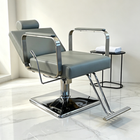 Fauteuil de salon moderne pivotant et inclinable hydraulique en cuir PU chromé sur mesure avec repose-pieds pour salon de coiffure