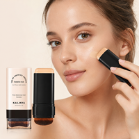 Fond de Teint Crème en Stick Prêt à l'emploi avec Pinceau Intégré, Texture Fine, Couvrance et Fini Lisse, Prix de Gros, Approvisionnement en Vrac