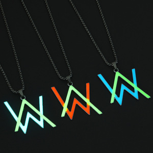 Collares con Colgante de Letras Luminous View World, Collar de Hip Hop de Música Electrónica Popular de <span class=keywords><strong>Alan</strong></span> Walker en Europa y América - Product Image 5