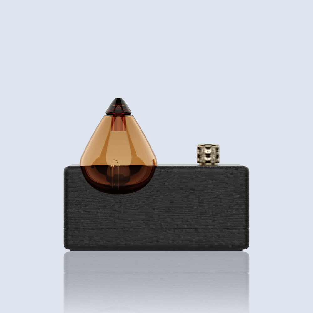 Madera negra + vidrio ámbar