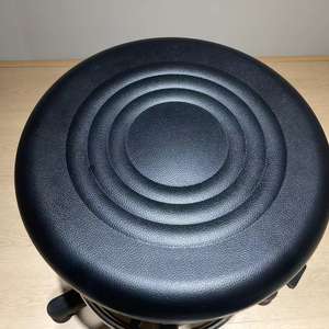 Silla de Trabajo Pragmática de Cuero PU, Taburetes Redondos Giratorios Estéticos para Oficina, Taller, Consultorio Dental, Salón de Diseño, Salón de Masajes, Bar, Laboratorio, Escuela - Product Image 3