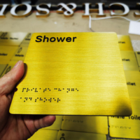 Plaque en métal ADA personnalisée, brossée, en acier inoxydable, signalétique en braille pour porte, équipement de restauration pour hôtel