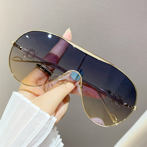 Oversized <b>Aviator</b> <b>Sunglasses</b> Metal Gold Frame UV400 Protection Unisex Style - Product Image 2
