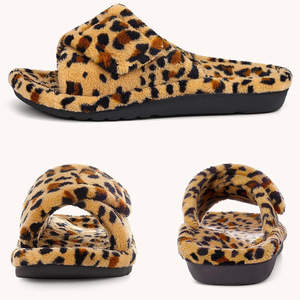 Pantofole da <span class=keywords><strong>donna</strong></span> in peluche con cinturino incrociato, regolabili con velcro, supporto plantare, memory foam, <span class=keywords><strong>ortopediche</strong></span>, suola in EVA, personalizzabili con logo, all'ingrosso - Product Image 5