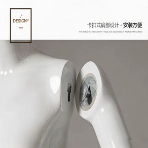 Toptan Özel Moda Fiberglas Yarım Gövdeli Erkek Manken Yüksek Kaliteli Ayarlanabilir Gerçekçi Giysi Sergileme İçin - Product Image 5