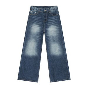 Jeans da Uomo Personalizzati in Denim Lavato a Gamba Dritta, Blu Sbiadito Vintage, Vestibilità Comoda, Fornitore OEM ODM per Ordini all'Ingrosso - Product Image 2