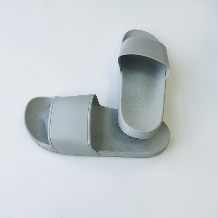 flat sandals for women 2025