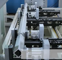 Máquina de Procesamiento CNC de 4 Ejes con Doble Estación de Alimentación para Material de Fachada de Puerta de Aluminio
