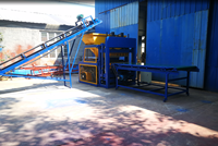Machine automatique hydraulique de fabrication de briques de terre et de blocs d'argile RPT6-10, 15KW, cycle de 10-15s, 6 briques par moule