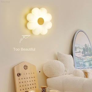 Lámpara de Pared LED Moderna Retro con Forma de Nube, Luz Nocturna con Sensor de Control y Función Regulable para Dormitorio Infantil, Jardín, Uso en Pared - Product Image 6