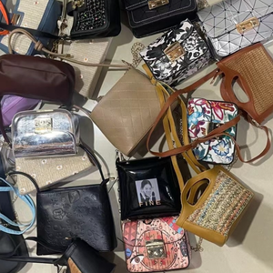 2023工厂二手女童包中国供应商混合二手包包二手包 - Product Image 6