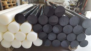 ก้านปอมโพลีฟอร์มาลดีไฮด์1.42กรัม/Cm3ป้องกันไฟฟ้าสถิตย์ก้านปอมสีดำและขาว - Product Image 5