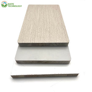 แผ่นไม้ป็อปลาร์ตกแต่งทันสมัยขนาด 18 มม. เป็นมิตรกับสิ่งแวดล้อม แผ่นไม้เนื้อแข็งสำหรับตู้เสื้อผ้า ไม่ต้องทาสี ปลอดฟอร์มาลดีไฮด์ E0 - Product Image 2