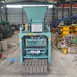 Machine à blocs de béton QTJ4-35C, machine à parpaings, machine à pavés automatiques en Afrique de l'Ouest - Product Image 1