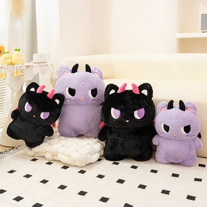Peluche chaton démon mignon, peluche courte et moelleuse anti-chute, jouet en peluche personnalisé, décoration de canapé, cadeau d'Halloween, vente en gros - Product Image 3