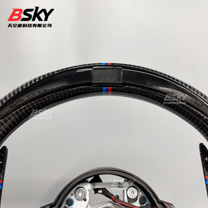 Volante Sportivo in Fibra di Carbonio con LED per <span class=keywords><strong>BMW</strong></span> <span class=keywords><strong>Serie</strong></span> E e F: F10 M5, <span class=keywords><strong>F20</strong></span>, F30 M3, F80 M4, F82 M2, F87, F90, F11, F13, E60, E90, E92 - Product Image 4