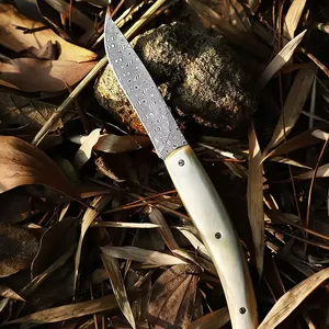 Little Rose Tattoo <span class=keywords><strong>couteau</strong></span> de poche pliant en acier damas avec poignée en corne de vache à fleurs - Product Image 3