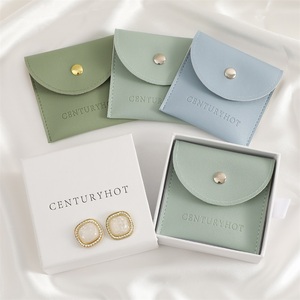 Bolsas de Joyería de Piel Sintética Verde al por Mayor con Botón, Bolsas de Piel Sintética para Pulseras y Anillos con Logotipo Impreso - Product Image 4