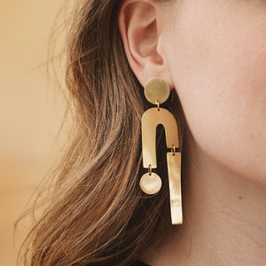 SOUMYA CREATIONS Pendientes Colgantes Geométricos de Latón Chapado en Oro Hechos a Mano para Mujer, Modernos y Elegantes para Fiestas - Product Image 3