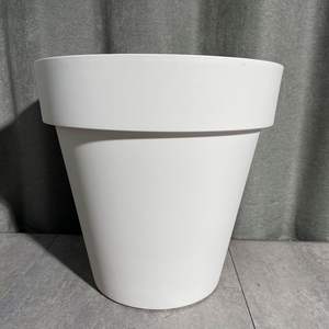 I produttori forniscono direttamente <span class=keywords><strong>grande</strong></span> vaso di fiori in plastica con <span class=keywords><strong>balcone</strong></span> rotondo in resina olone ispessita <span class=keywords><strong>grande</strong></span> vaso di fiori all'ingrosso - Product Image 4