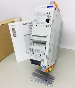 Lenze originale E82EV551K4C Lenze E82EV113 EMF2177IB I700 8400 8200 vettoriale 400V 550W frequenza Inverter servoazionamento Lenze - Product Image 2