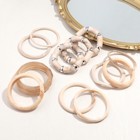 Nouveau Bracelet Irrégulier Tendance Perles Géométriques Empilables Bijoux de Fête Accessoires Bracelets Manchette en Acrylique Couleur Coquille pour Femmes