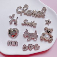 Breloques Y2K en strass argentés, lettres, ours, chien ballon, accessoires électroplaqués pour DIY, chaussures à trous, coques de téléphone, coques d'iPad
