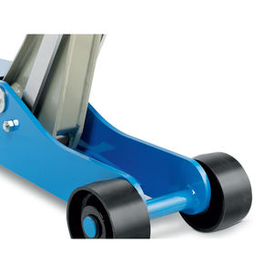 Chariot élévateur hydraulique OMCN 3030, levage de 555mm, capacité de 6000kg - Product Image 4