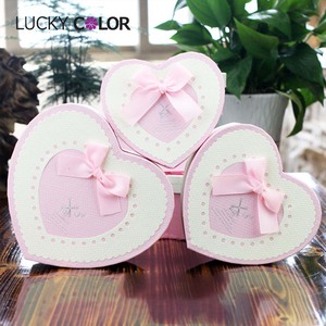 Custom Logo Luxury Pink Fancy Paper Wedding Packaging Gift Box With Ribbon Heart Shaped Box Box