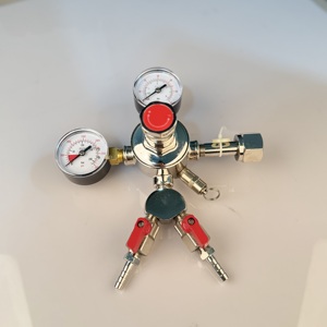 Çift Sistem <span class=keywords><strong>2</strong></span> Kademeli <span class=keywords><strong>CO2</strong></span> Basınç Regülatörü Bira Regülatörü <span class=keywords><strong>CO2</strong></span> Regülatörü - Product Image 4