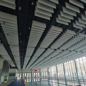 Barato decorativo ignífugo fibra de vidrio lana aislamiento acústico Panel de techo Panel acústico suspendido buena tira deflectores - Product Image 6