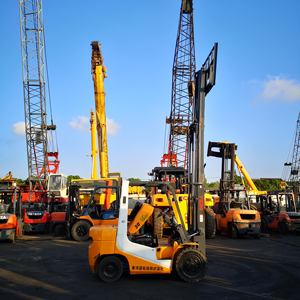 Chariot élévateur TCM 3 tonnes à vendre fd35 fd25 fd70 Chariot élévateur TCM FD30 d'occasion 3 tonnes Diesel - Product Image 2