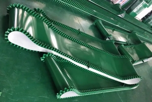 Sabuk PVC Hijau Anti Selip Tahan Aus Dinding Samping Berpaku Sabuk Konveyor PVC Bergelombang - Product Image 4